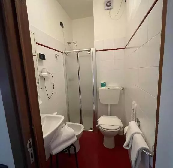 Hotelli Stazione Sul Lago Di Iseo