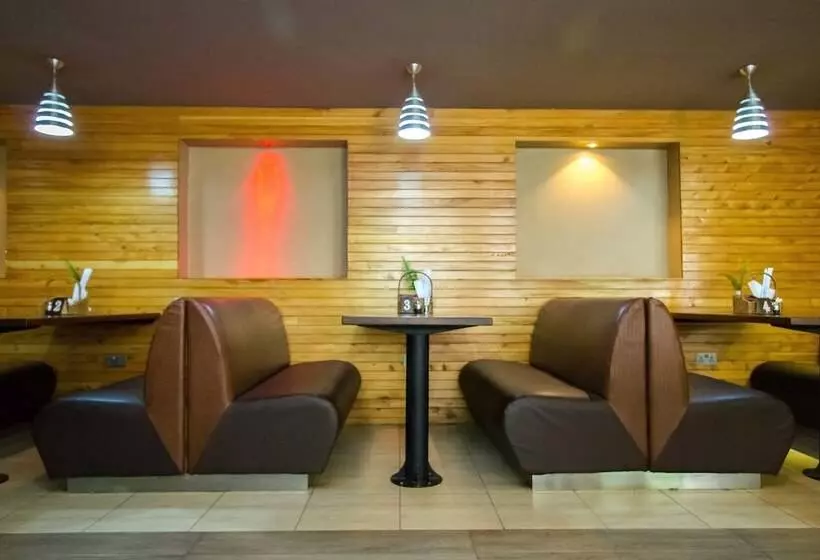 هتل Victoria Comfort Inn Kisumu