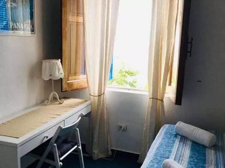 ペンション Panareal