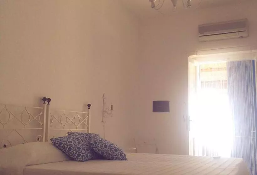 ペンション Panareal