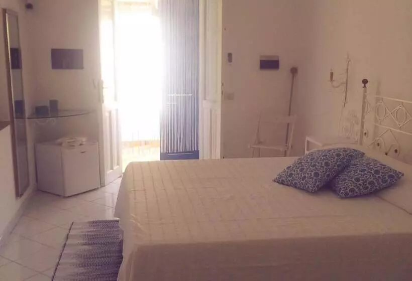 ペンション Panareal