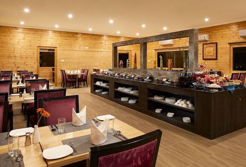 منتجع Sterling Anaikatti