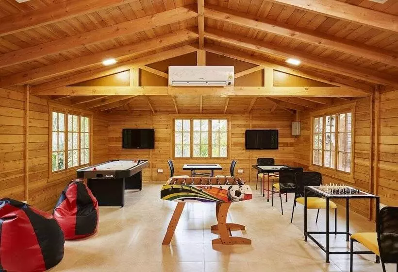 Lomakeskus Sterling Anaikatti