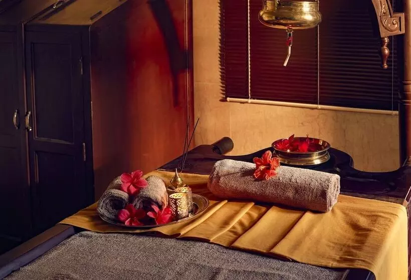 Lomakeskus Sterling Anaikatti