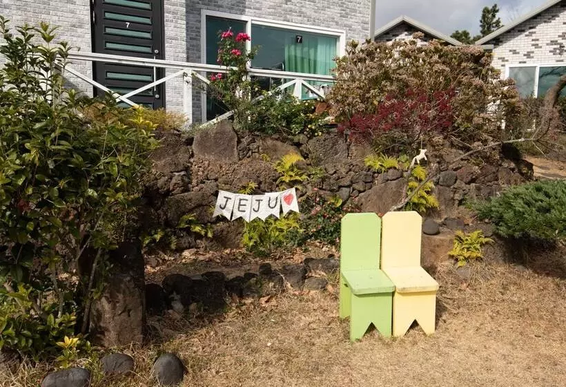 Lionhill Pension