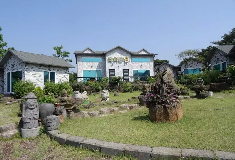 Lionhill Pension