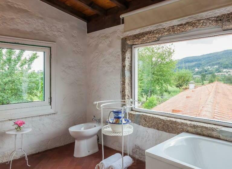 1720 Quinta Da Cancela Winery & Farmhouse