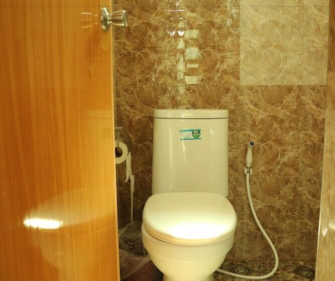 فندق صغير Ea Apartelle Metro Vigan