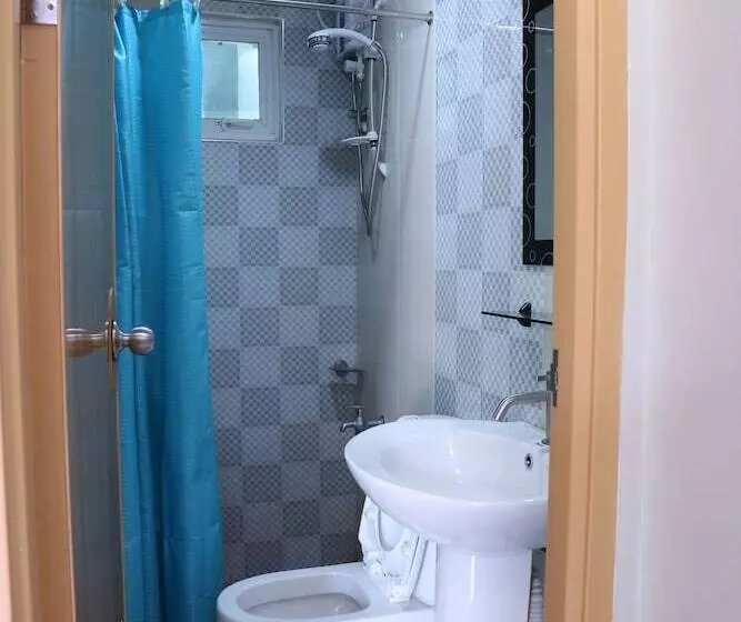 Retkeilymaja Ea Apartelle Metro Vigan