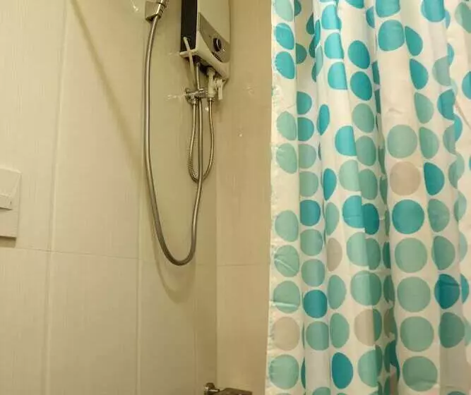 Retkeilymaja Ea Apartelle Metro Vigan