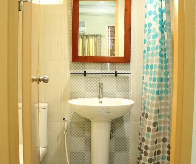 فندق صغير Ea Apartelle Metro Vigan