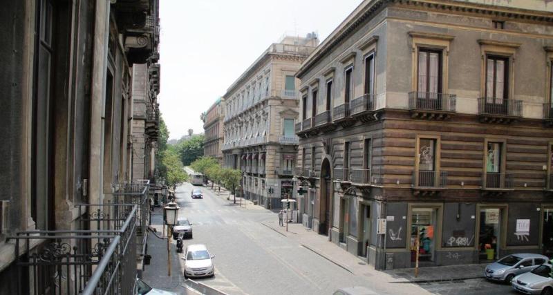 تختخواب و صبحانه Ottomood Ala Ovest Catania Centro