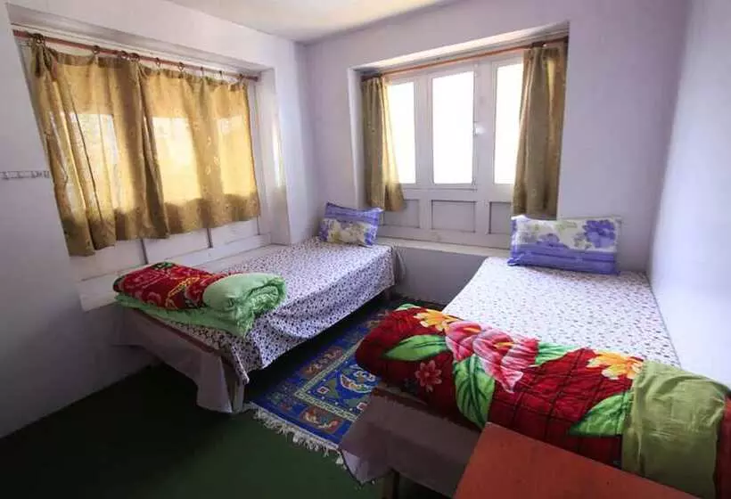 هتل Himalayan Lodge