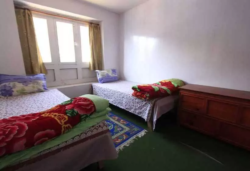 هتل Himalayan Lodge