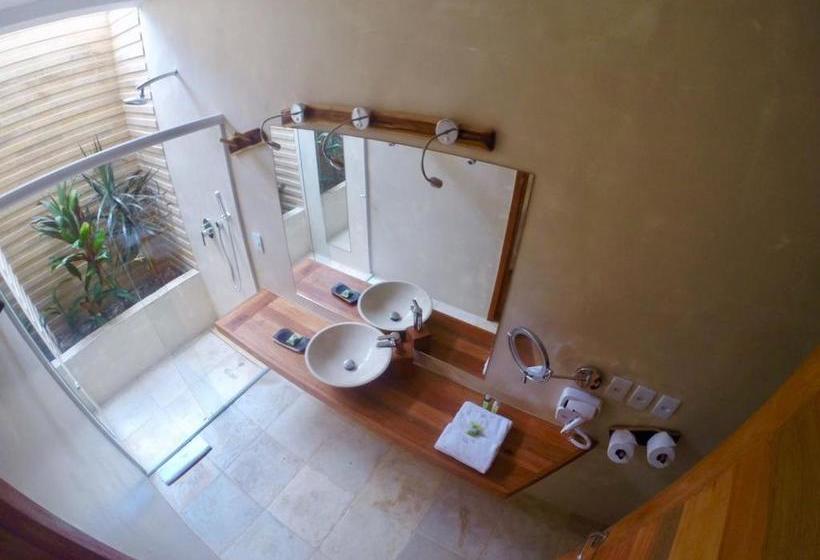 호텔 Hurricane Jeri Gardens