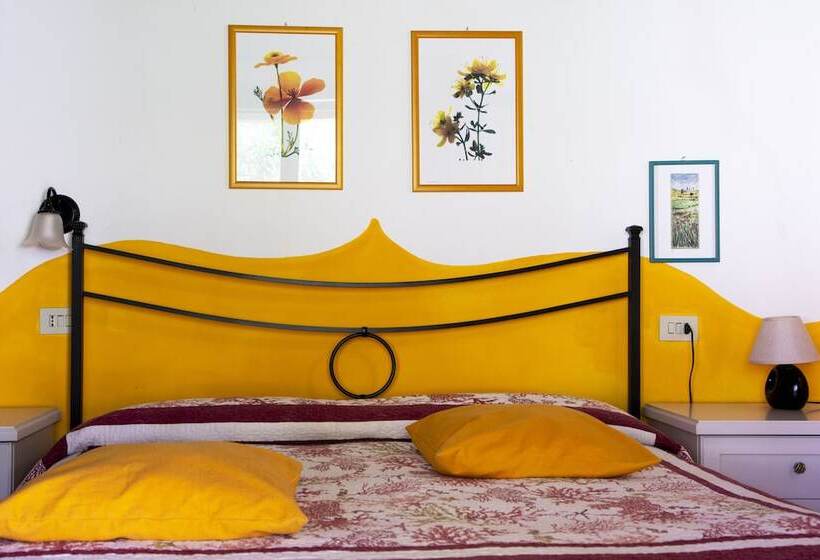 בית מלון כפרי Agriturismo La Luciana