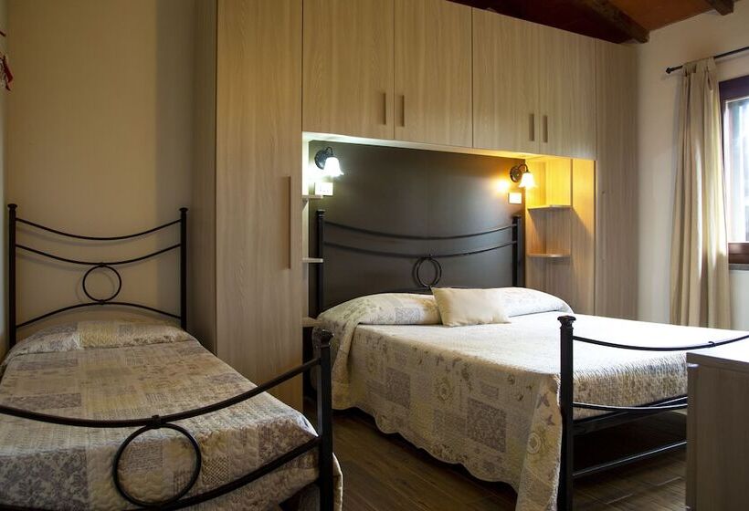 בית מלון כפרי Agriturismo La Luciana