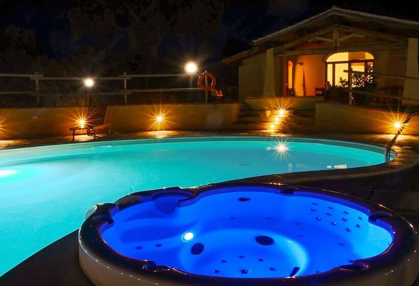 בית מלון כפרי Agriturismo La Luciana