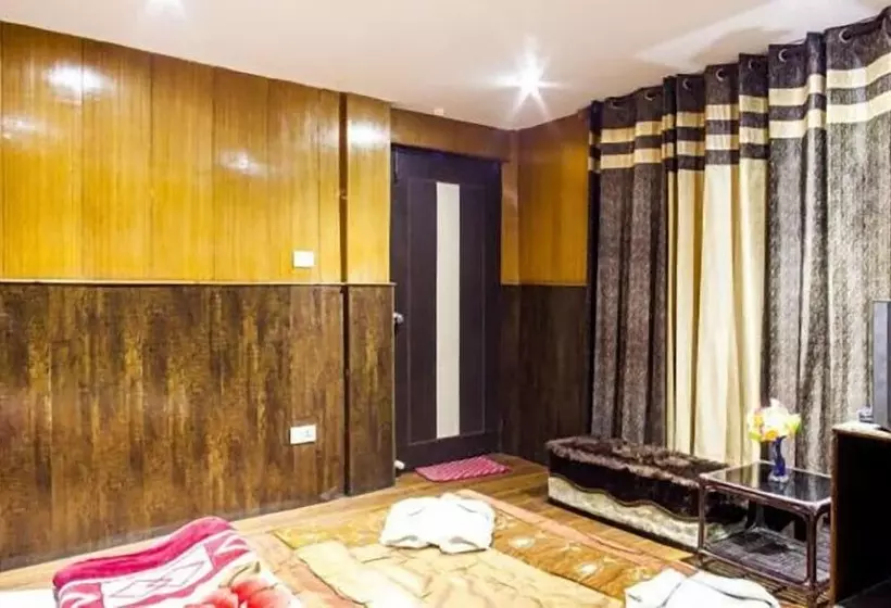 هتل O Shanti Palace