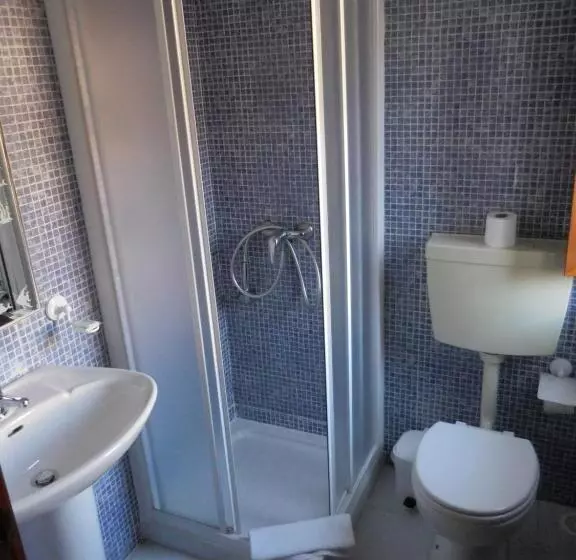 Majatalo Casa De Hóspedes Celeste By Portugalferias