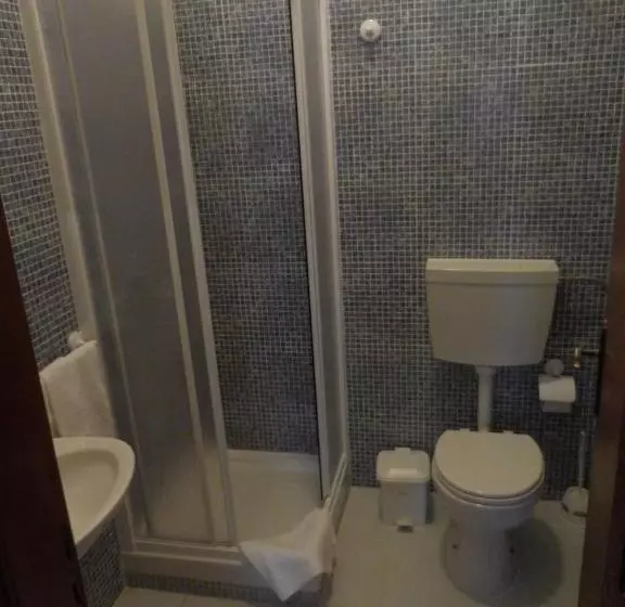 Majatalo Casa De Hóspedes Celeste By Portugalferias