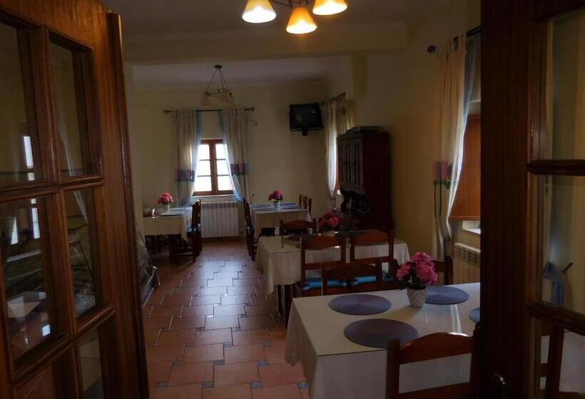 بنسيون Casa De Hóspedes Celeste By Portugalferias