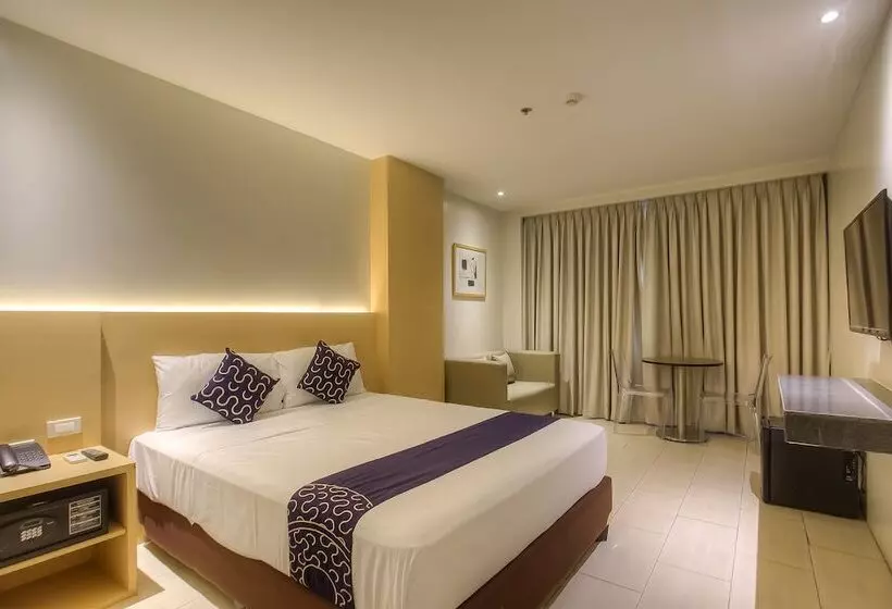 Majatalo Mayon View Garden Apartelle Sa Bukid