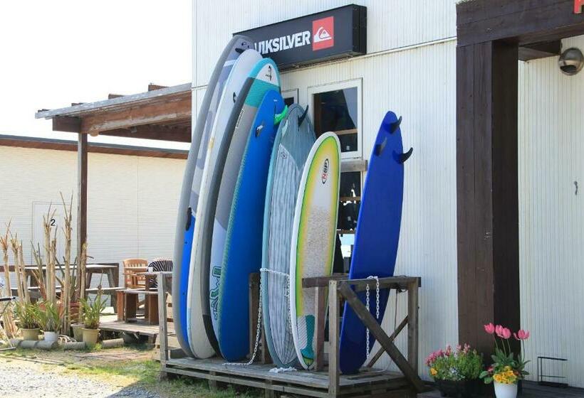 ペンション Pavilionsurf&lodge