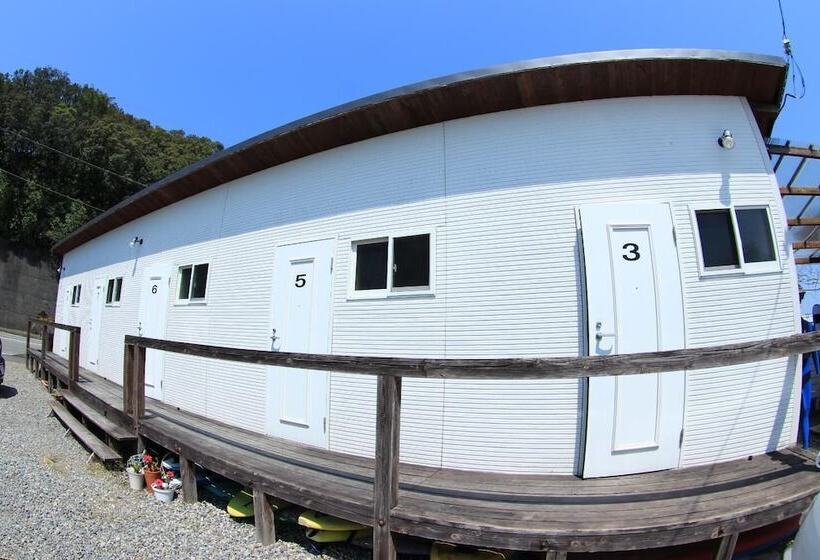 ペンション Pavilionsurf&lodge