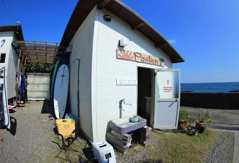 Majatalo Pavilionsurf&lodge