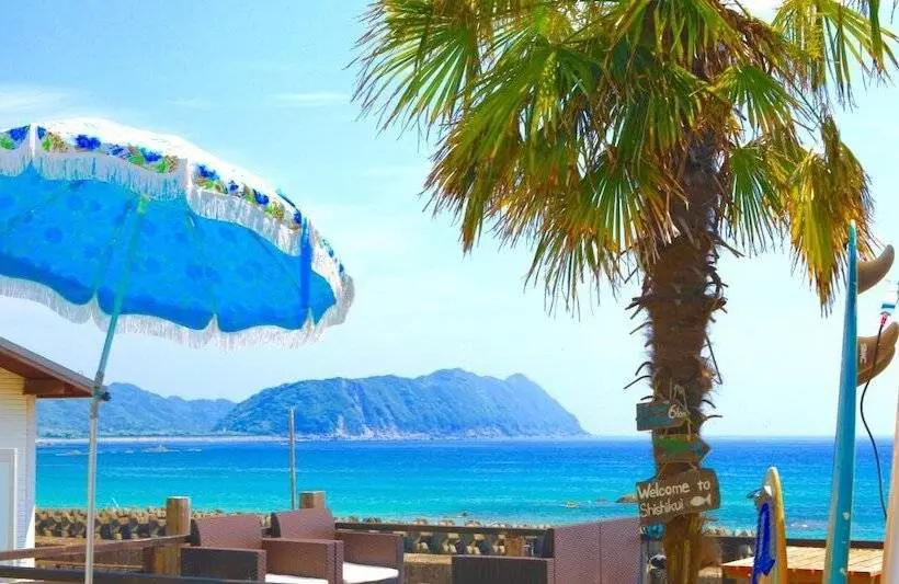 Majatalo Pavilionsurf&lodge