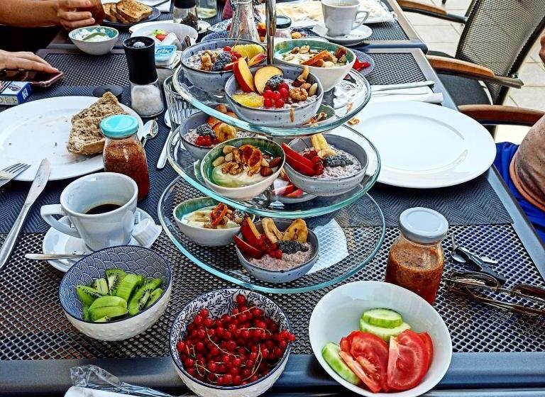 פנסיון White Stone Villa 43