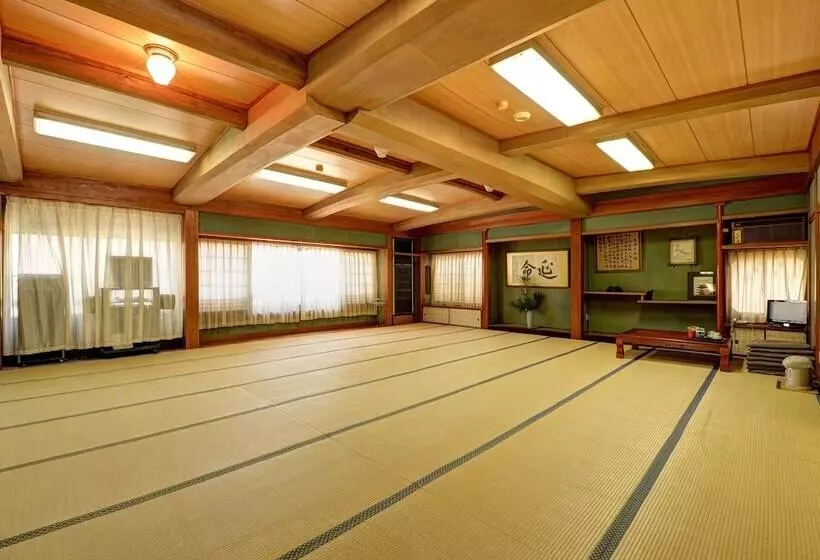 Ryokan Sakamotoya