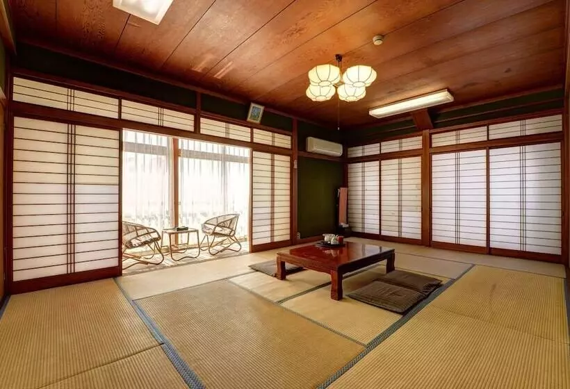 Ryokan Sakamotoya