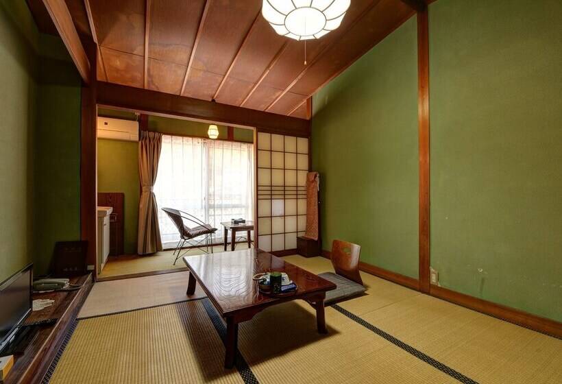 Ryokan Sakamotoya