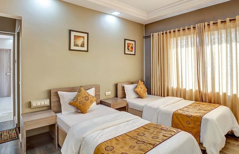 Ashok Deluxe Apartments