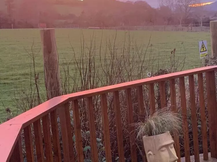 Aamiaismajoitus (B&B) Clone Country House