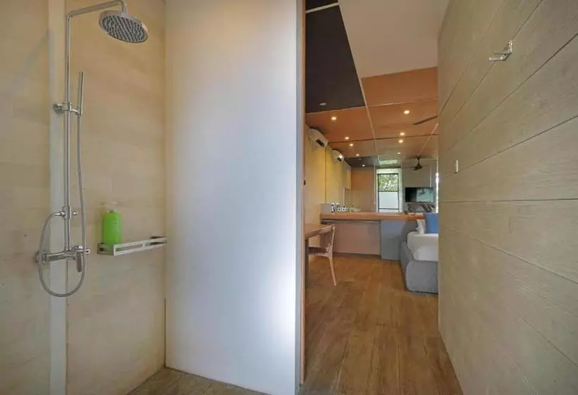 Clio Apartment