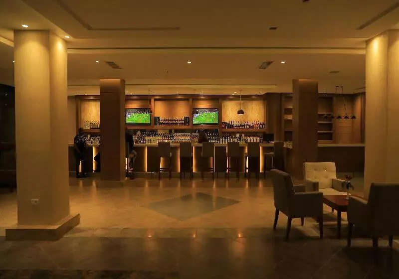 هتل Kenenisa Plus International