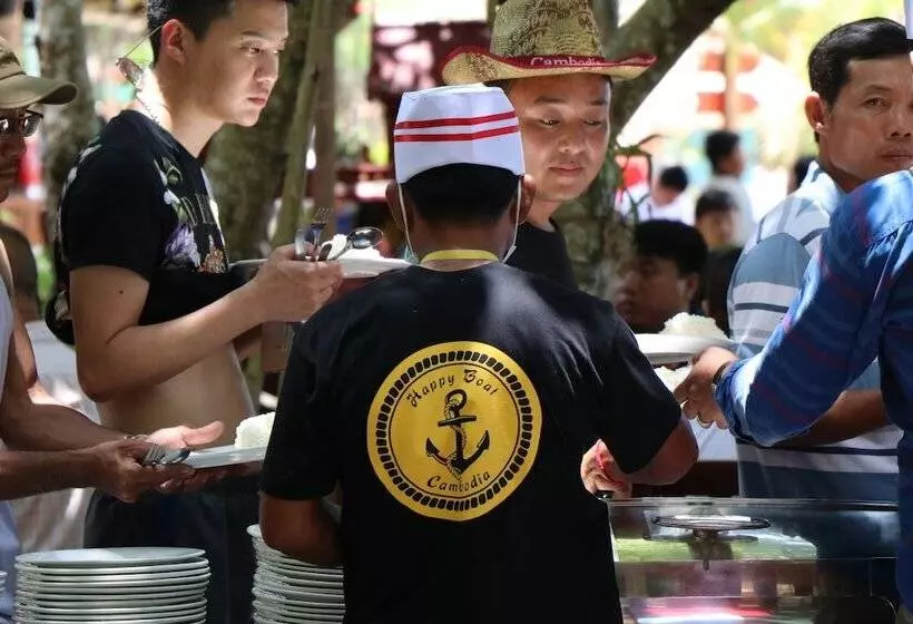 Hotelli Tree House Bungalows