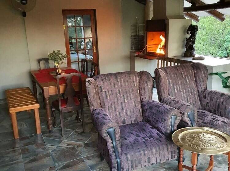 펜션 Beyond The Boma Boutique Guest