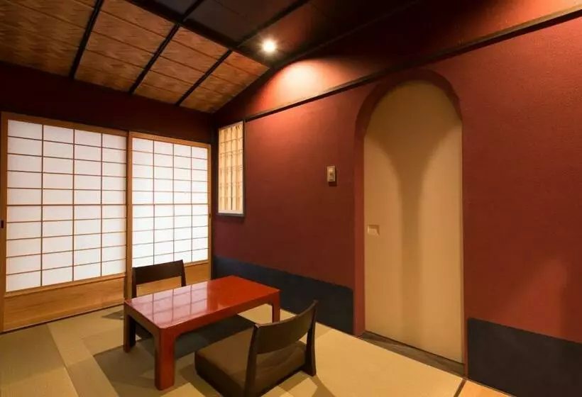 هتل Kamishichiken Oku