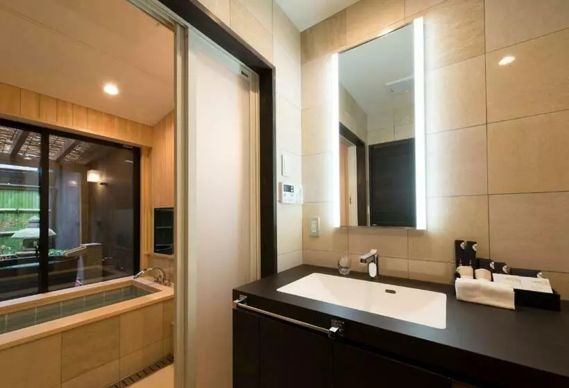 هتل Kamishichiken Oku