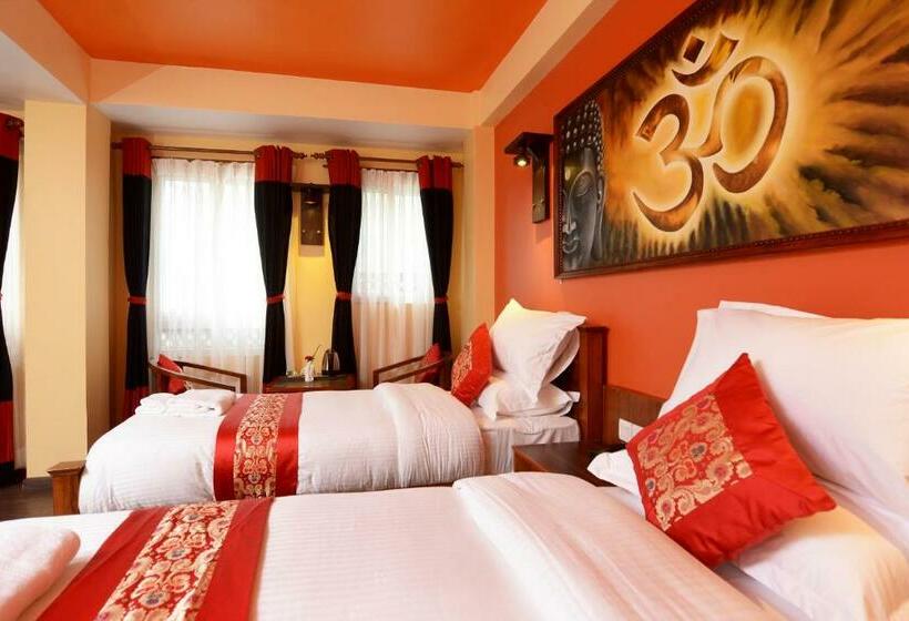 هتل Karma Boutique