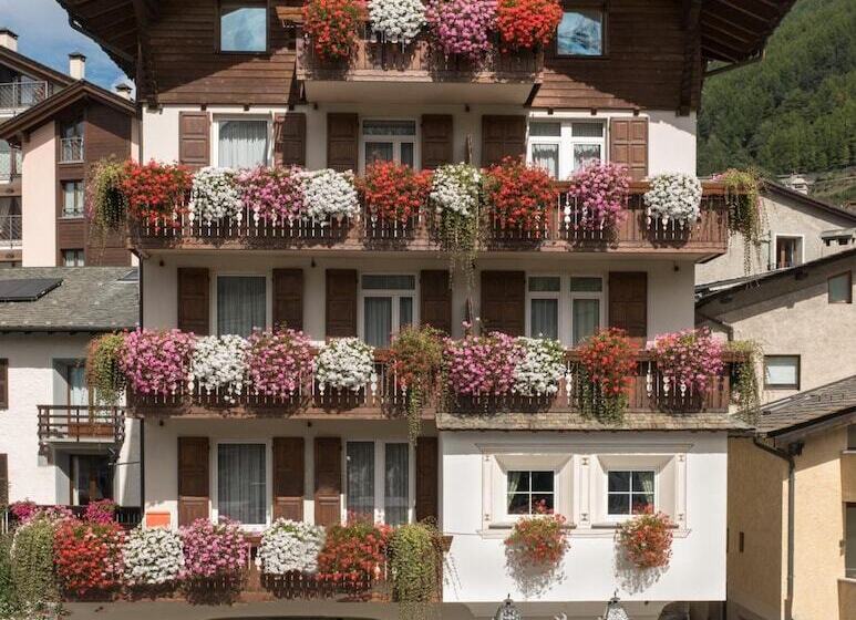 בית מלון כפרי Meuble Garni Della Contea