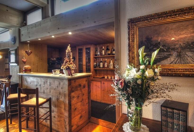 בית מלון כפרי Meuble Garni Della Contea