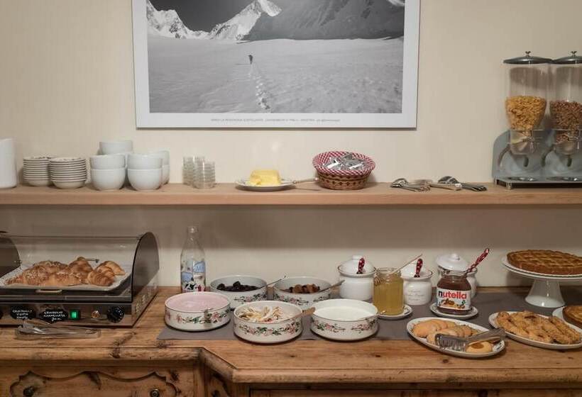 בית מלון כפרי Meuble Garni Della Contea