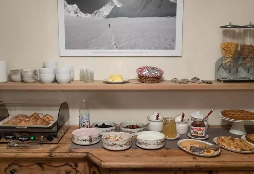 Hotelli Meuble Garni Della Contea