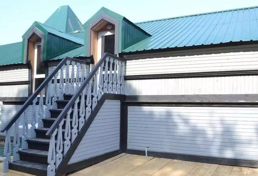 ホテル Nachalnik Kamchatki