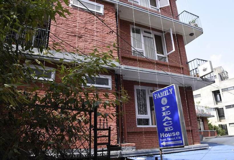 هتل Family Peace House